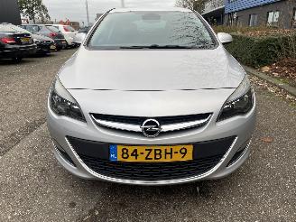 Opel Astra 1.4T Cosmo picture 2