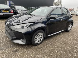 Schadeauto Toyota Yaris 5drs hybrid 2022/10