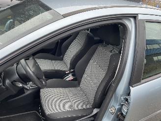 Peugeot 207 1.6 5drs picture 9