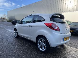 Schadeauto Ford Ka 1.2 airco 2011/10