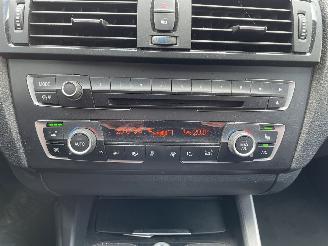 BMW 1-serie 118d picture 13