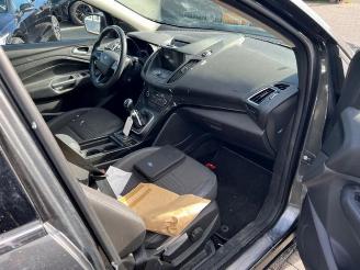 Ford Kuga 1.5TDCI Titanium  2019 picture 14