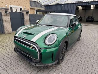 Avarii autoturisme Mini Cooper S E Mini 3-trg. E 135KW 2022/11