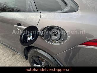 Jaguar F-Pace P400e R-DYNAMIC S AWD Pano picture 22