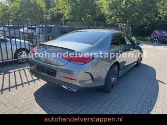 uszkodzony samochody osobowe Mercedes CLS 220d AMG Sport Burmester 360CAM SHT 20zoll 2021/12