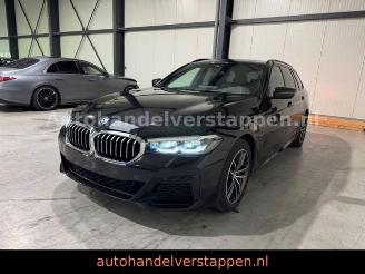 begagnad bil auto BMW 5-serie e M Sportpaket 215KW Plug in 42Co2 2022/9