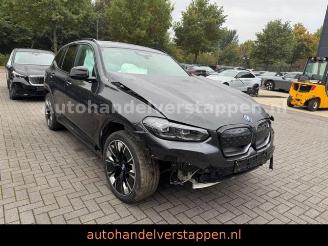 Auto incidentate BMW iX3 210KW 80KWH M-Sport 20'' HUD AHK 2022/9