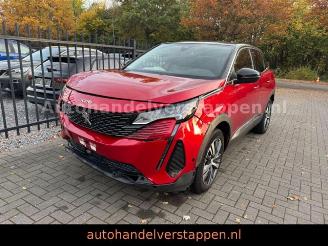 damaged passenger cars Peugeot 3008 II Allure Pack Aut  96 kW e-THP / PureTech 2022/3