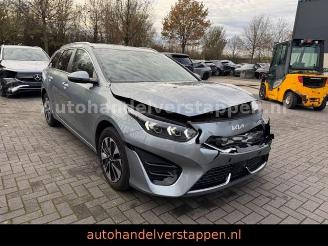 Avarii autoturisme Kia Cee d Ceed Sportswagon Plug-in Hybrid Business Line 2023/12