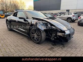 Porsche Taycan 350KW Panorama-Glasdach Leder 20zoll picture 9