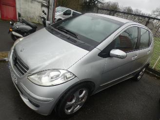 Schadeauto Mercedes A-klasse 180 CDI 2.0 2008/4