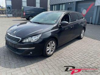 Auto da rottamare Peugeot 308 308 SW (L4/L9/LC/LJ/LR), Combi 5-drs, 2014 / 2021 1.6 BlueHDi 120 2014/12