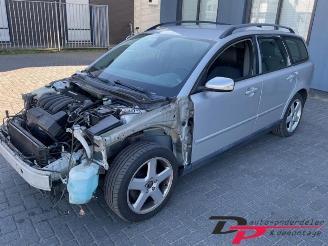 Coche siniestrado Volvo V-50 V50 (MW), Combi, 2003 / 2012 2.4 20V 2005/9