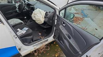 Renault Clio Clio IV Estate/Grandtour (7R), Combi 5-drs, 2012 / 2021 1.5 Energy dCi 90 FAP picture 21