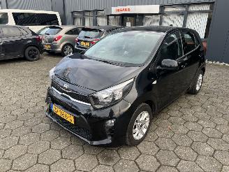 damaged passenger cars Kia Picanto 1.0 MPi DynamicLine 2019/3