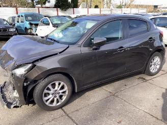 Uttjänta bilar auto Mazda 2 2 (DJ/DL), Hatchback, 2014 1.5 SkyActiv-G 90 2015/9