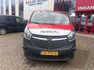 Coche siniestrado Opel Vivaro Vivaro, Van, 2014 / 2019 1.6 CDTI 95 Euro 6 2016/10