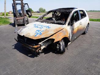 Volkswagen Golf 2.0 GTD picture 3