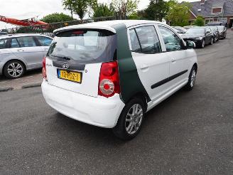 Autoverwertung Kia Picanto 1.0 12v 2011/2