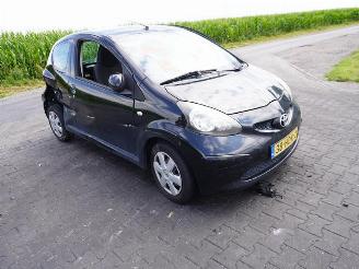 Toyota Aygo 1.0 12v picture 4