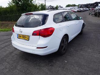 Opel Astra SPORTS TOURER 1.4 Turbo picture 1