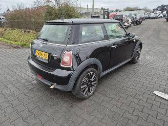 Uttjänta bilar auto Mini One 1.6 16v 2010/7