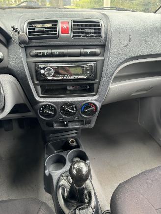 Kia Picanto  picture 11