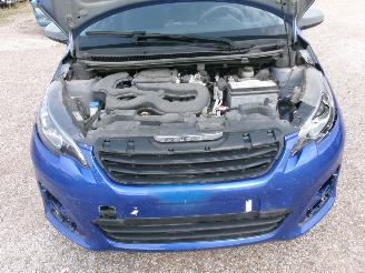 Peugeot 108 1.0 Allure 5 Drs picture 16