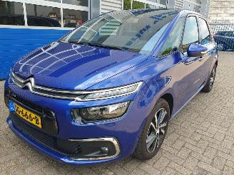 uszkodzony samochody osobowe Citroën C4 PICASSO 1.2 PureTech Selection 2017/3