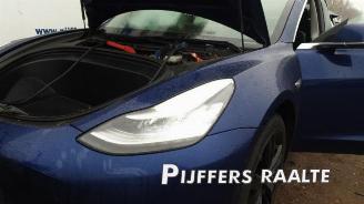 Tesla Model 3 Model 3, Sedan, 2017 Long Range AWD 75 kWh picture 19