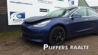 Tesla Model 3 Model 3, Sedan, 2017 Long Range AWD 75 kWh picture 2