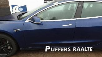 Tesla Model 3 Model 3, Sedan, 2017 Long Range AWD 75 kWh picture 7