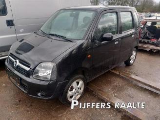 Coche siniestrado Opel Agila Agila (A), MPV, 2000 / 2007 1.2 16V Twin Port 2006/4