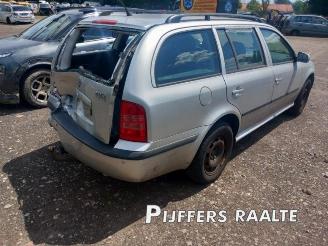 Skoda Octavia Octavia Combi (1U5), Combi 5-drs, 1998 / 2010 1.6 picture 6
