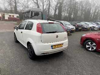 Coche accidentado Fiat Punto 1.2 Pop  AIRCO Hatchback 3-dr. 2012/9