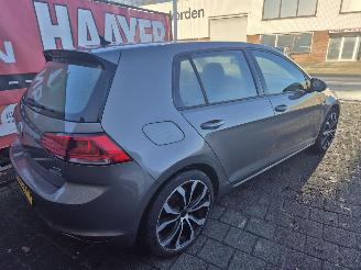 Volkswagen Golf 1.0 tsi trendline picture 5