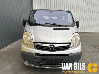 Vrakbiler auto Opel Vivaro Vivaro, Van, 2000 / 2014 2.0 CDTI 2008/11
