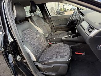 Renault Captur 1.6 E-Tech full hybrid 145 techno picture 15