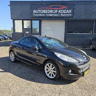 Gebrauchtwagen PKW Peugeot 207 1.6 VTi cabrio Roland Garros AIRCO 2010/3