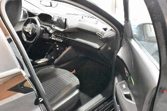 Peugeot e-208 EV Active 50 kWh picture 17