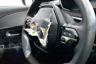 Peugeot e-208 EV Active 50 kWh picture 16