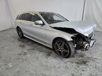 damaged passenger cars Mercedes C-klasse 220 CDI Premium Plus 2018/8