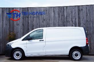 skadebil auto Mercedes Vito 111 CDi L1H1 Airco 3-Persoons PDC 84KW Euro 6 2017/4