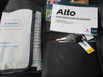 Suzuki Alto 1.0 Excusive Airco picture 23