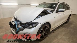 Vrakbiler auto BMW 3-serie 3 serie Touring (G21), Combi, 2019 320i 2.0 TwinPower Turbo 16V 2021