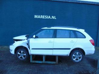 Dezmembrări autoturisme Skoda Fabia Fabia II Combi, Combi 5-drs, 2007 / 2015 1.2 TDI 12V Greenline 2011/6