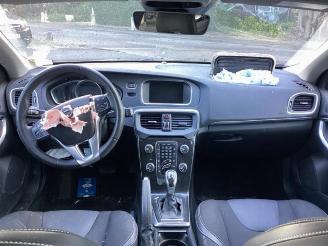 Volvo V-40 V40 (MV), Hatchback 5-drs, 2012 / 2019 1.5 T2 16V Geartronic picture 9