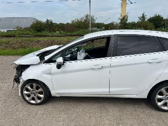 Ford Fiesta  picture 4