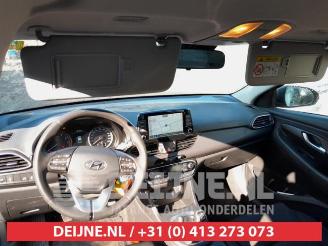 Hyundai I-30 i30 (PDEB5/PDEBB/PDEBD/PDEBE), Hatchback, 2016 1.0 T-GDI 12V picture 17
