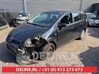 Toyota Corolla-verso Corolla Verso (R10/11), MPV, 2004 / 2009 1.6 16V VVT-i picture 3